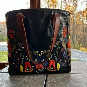 Consuela Classic Tote - Frida Stevie